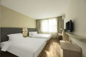 Yiting Hotel (Changchun Bethune Jida Third Hospital)