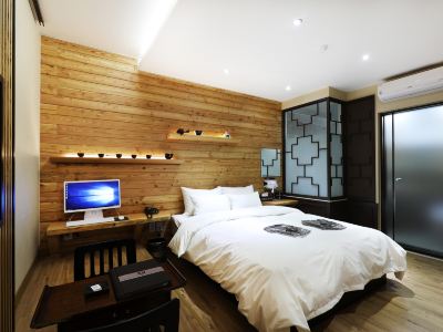 W hotel
