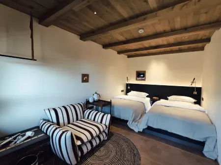 Chongyeji Zhiji Yeelen Scenic Chalet