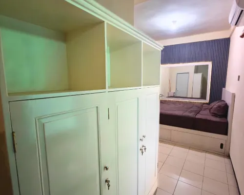 Roomy Guesthouse Hotels in Lowokwaru