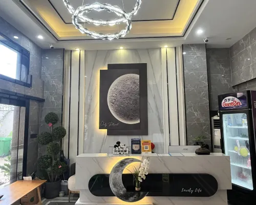 YZ·Qingzhu Art Homestay (West Lake Park) โรงแรมในหยางซี