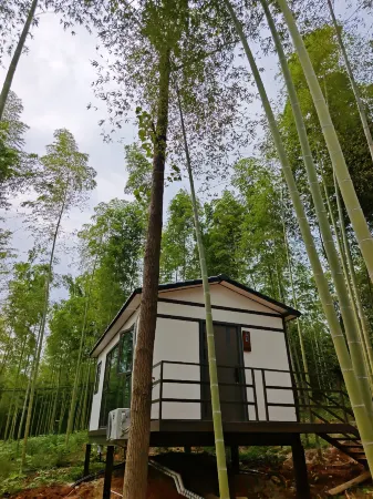 Taiji Cave Slow Valley Homestay Отели рядом с достопримечательностью «Taiji Wuse Valley»