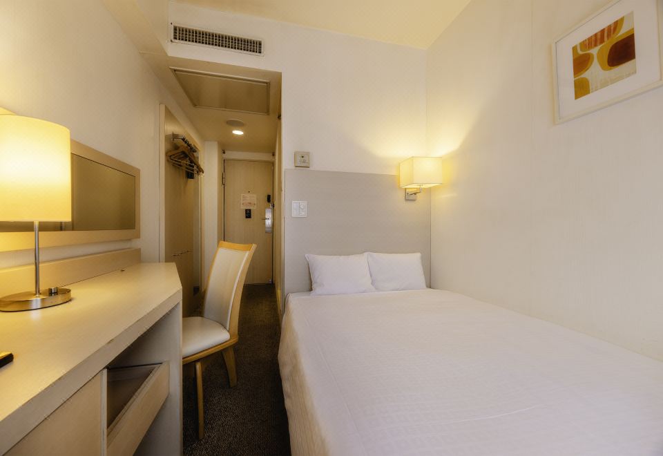 코코 호텔 도쿄 니시카사이 로비 이미지