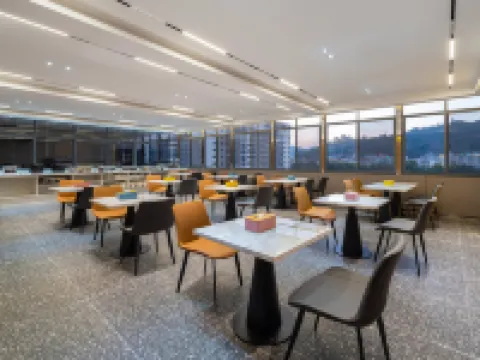 雲朵智能酒店（北迴歸線標誌園店） 墨江酒店