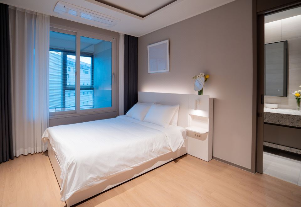 3. 꼬모까사 레지던..