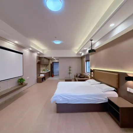 Meihua Homestay (Bengbu Wanda Plaza)