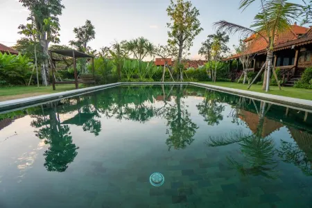 Campuan Sari Villa Отели рядом с достопримечательностью «Big Garden Corner»