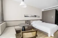 Panjin Landeng Hotel Hotels near Liaohe Art Gallery