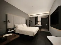 Nanjing Museum Jiefang Road Atour  Hotel