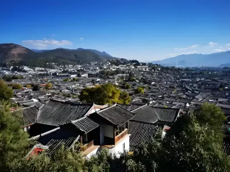 Dishui Danping Ancient City Panoramic Homestay (Lijiang Ancient City Sifang Street) Отели рядом с достопримечательностью «Square Market»