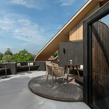 BAAT Boutique Hotel Отели рядом с достопримечательностью «Железнодорожная станция Аютхаи»