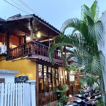 Soutikone 1 Guesthouse Hotels near Sisavangvong Road