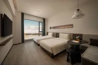 Sayram Lake Atour Hotel