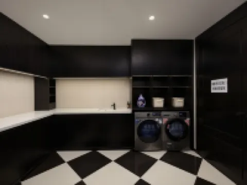 West Bank Hotel (Longjing West Market) Hotels in Longjing