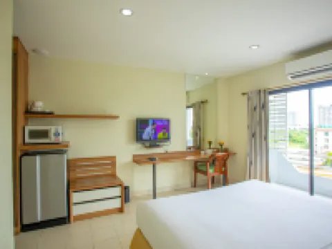 スター 3 レジデンス ラヨーンのホテル