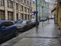 Boutique Hotel Kaznacheyskiy Hotel dekat Kuburan Lenin