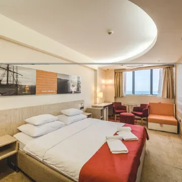Hotel & Apartments HEC Residence