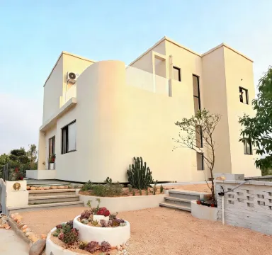 Zhenjing Garden Homestay (Beihai Hepu Shankou)