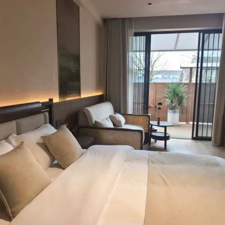 Yunqi Pavilion Hotel