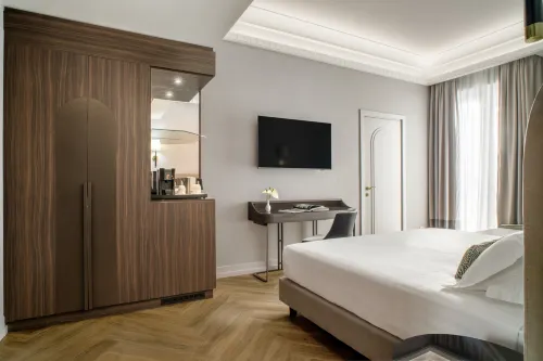 Aria Palace