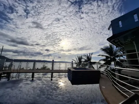 Mountain Meets The Sea Hidden Resort