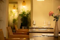Muqing Senyu · Light Luxury Seaview Hot Spring Homestay