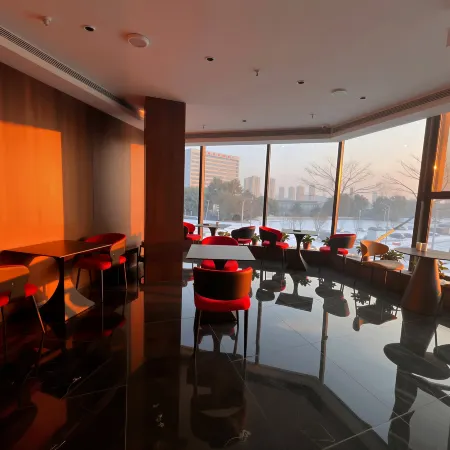 Four Jubilee Hotel