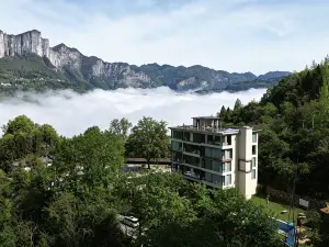 Enshi No.7 Valley Lodge