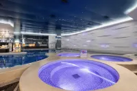 Blue Coast International Hotel (Guangzhou Baiyun Railway Station · Sanyuanli Metro Station)