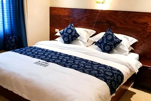Jianhe Hot Spring Linsen Collection Theme Hotel