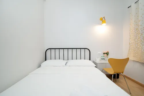 Yoosabai Hostel And Guesthouse - Pensions