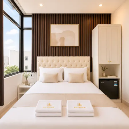 Quang Huy Hotel - Trung Phung Отели рядом с достопримечательностью «Донгда»