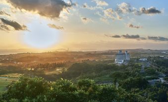 ANA Crowne Plaza RESORT OKINAWA URUMA HILLS by IHG