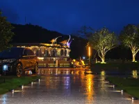 Guangxing Pavilion Mountain Language Residence (Qingyuan Ancient Dragon Gorge Store) - Mountain view