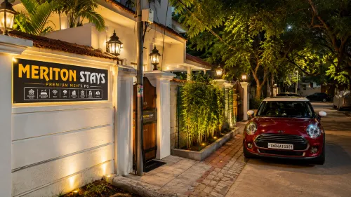 Meriton Stays -Premium Men’s PG - Hostels