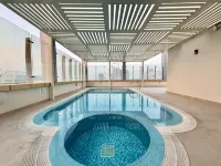 Luxury Apartment At Palette Al Zahiyah Tower Near Abu Dhabi Mall With Pool And Gym - Swimmingpools