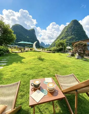 Kong Mountain Xinyu Homestay - parking