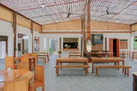 ZJ stay over the moon Wellness resort and cafe - sarapan