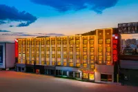 CHEERMAY Hotel (Linxia Nanli Jiaju Bolancheng) - parking