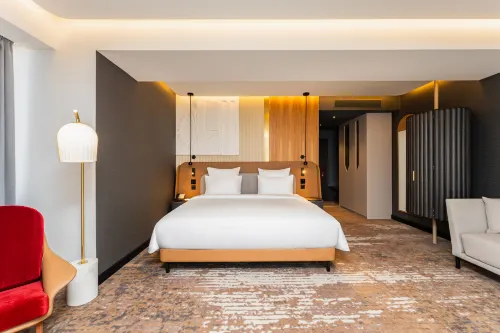 Mövenpick Yerevan - 5つ星