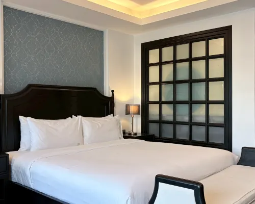 Glory Boutique Suites Hotels near NimMahn Bar