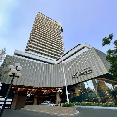 The Landmark Bangkok Hôtels à proximité de : Nana Plaza Candy Land