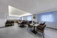 Oasis Hotel (Hohhot MixC University West Street Subway Station) - Breakfast