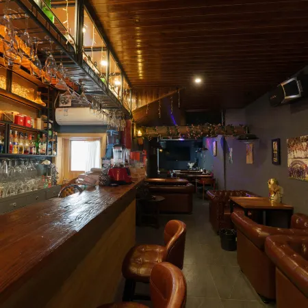 Luoyang Yixiaoyuan Boutique Homestay (Lijingmen Cross Street Branch)