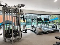 Luxury Waterfront 2BR Designer Apartment | Free Parking | Near Marvel - Pet friendly