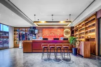 Baymont by Wyndham - parking