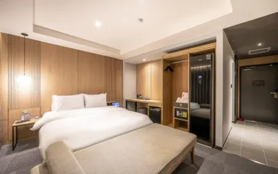 Busan Sasang the Van Hotel Hotels in Gimhae International Airport