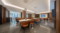 Morandi Binyue Hotel (Zibo Badaju Huaguang Road) - เปิดใหม่