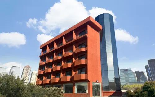 BLUEFROG HOTEL - 2-Star