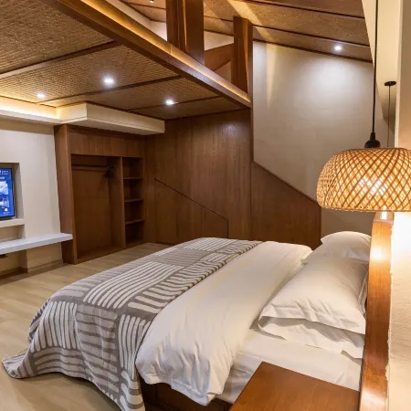Lugu Lake Scenic Area M·S Muxiyuan Smart Homestay